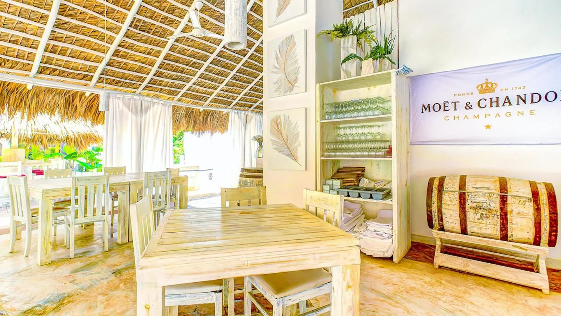 Sunny Studios Deluxe Playa Los Corales - Wifi, Beach, Pool プンタ・カナ 5*,