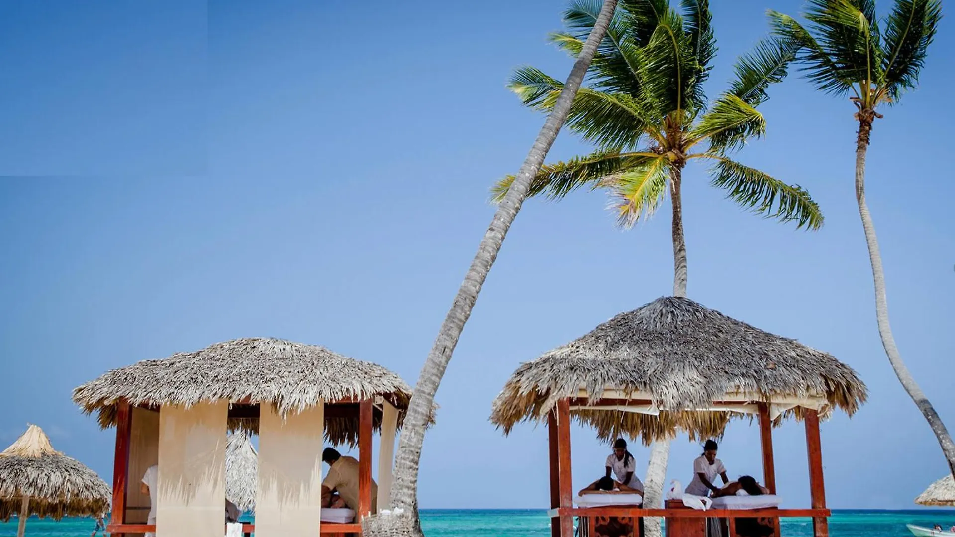 Sunny Studios Deluxe Playa Los Corales - Wifi, Beach, Pool プンタ・カナ アパートホテル